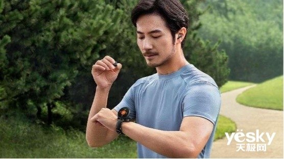走进现实?跨界耳机表华为WATCH Buds正式发布!