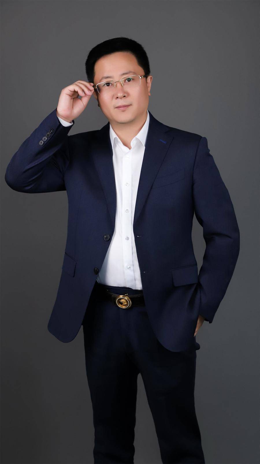 张明勇谈影响教师心理健康的压力因素