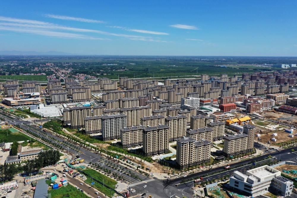 这是河北省雄安新区容西片区安置房（2022年8月25日摄，无人机照片）。新华社记者 朱旭东 摄