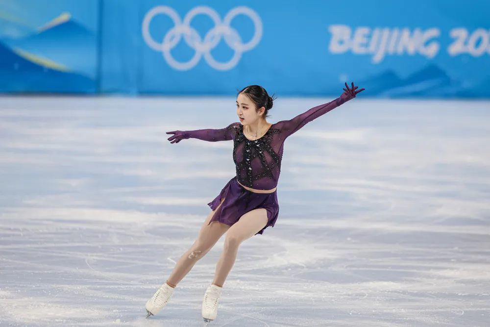 本网独家专访中国花样滑冰女子运动员朱易__凤凰网