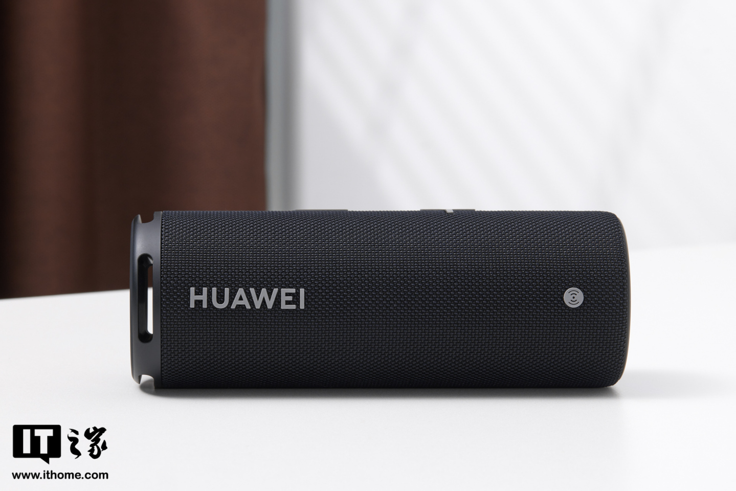华为 Sound Joy 便携智能音箱