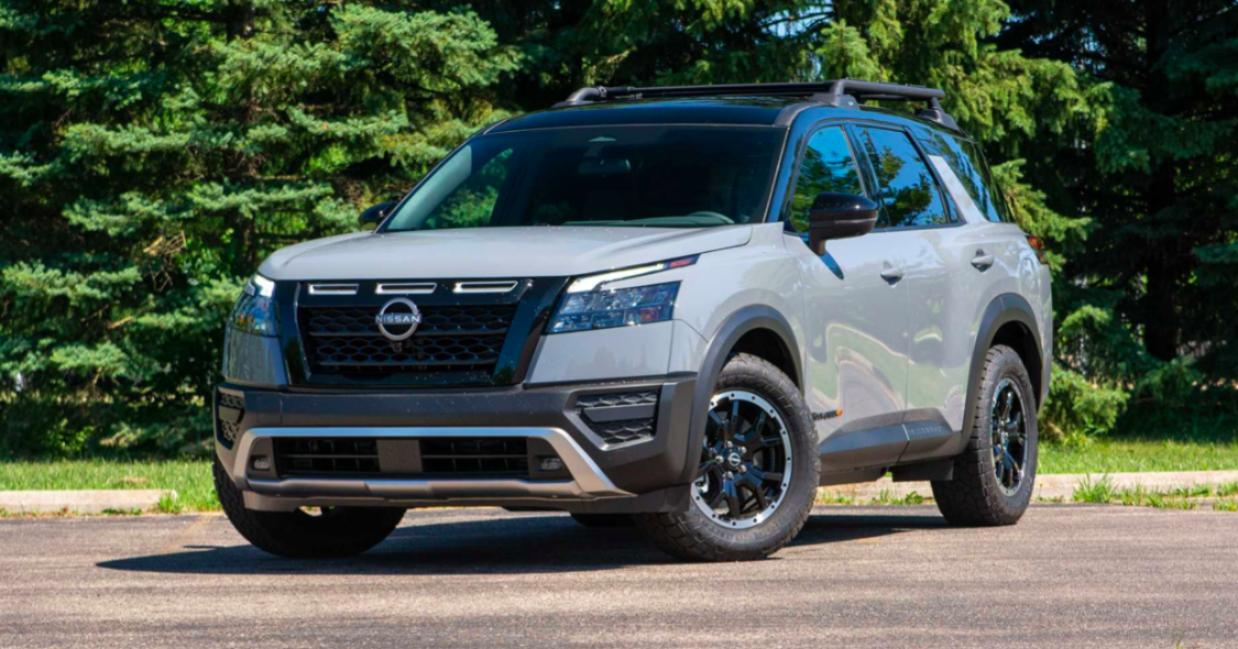 全新日产pathfinderrockcreek海外实拍外形狂野35lv6动力