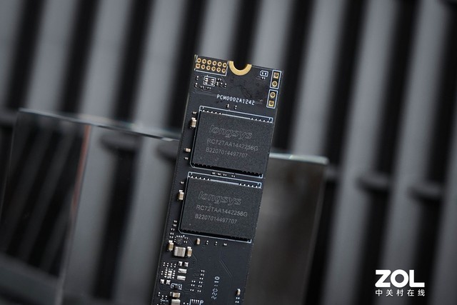 【有料评测】雷克沙NM760 512GB评测:入门级PCIe4.0典范