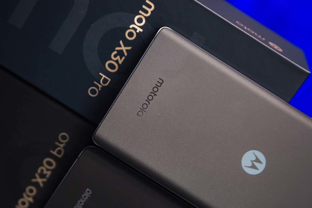 moto X30 Pro首发评测:影像还得看moto