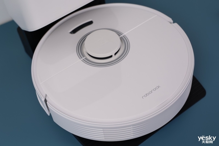 更纯粹的扫地集尘体验 石头扫拖机器人T8智能集尘版评测