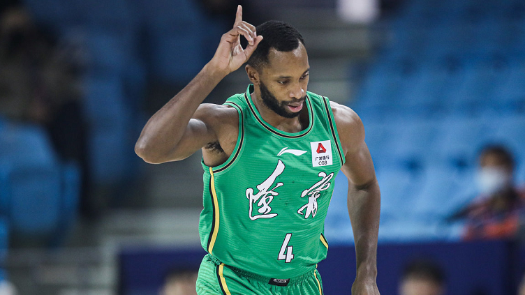 弗格迎32岁生日!