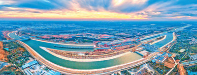 安徽省合肥市高新区引江济淮蜀山泵站枢纽工程建设现场。骆先洋摄（影像中国）