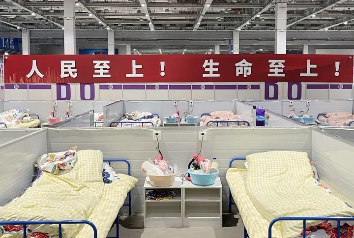 4月12日拍摄的国家会展中心（上海）方舱医院。新华社记者 丁汀摄