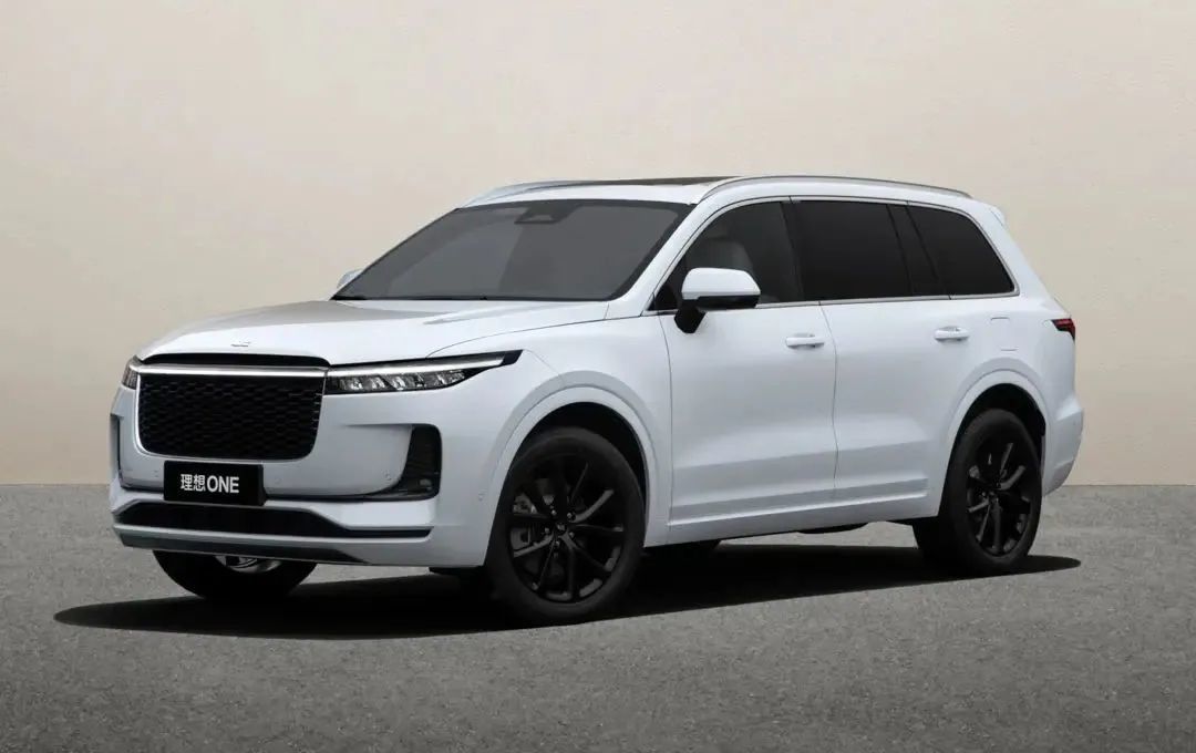 我曾经对理想汽车的增程式技术不屑一顾,因为做汽车媒体这么多年,从