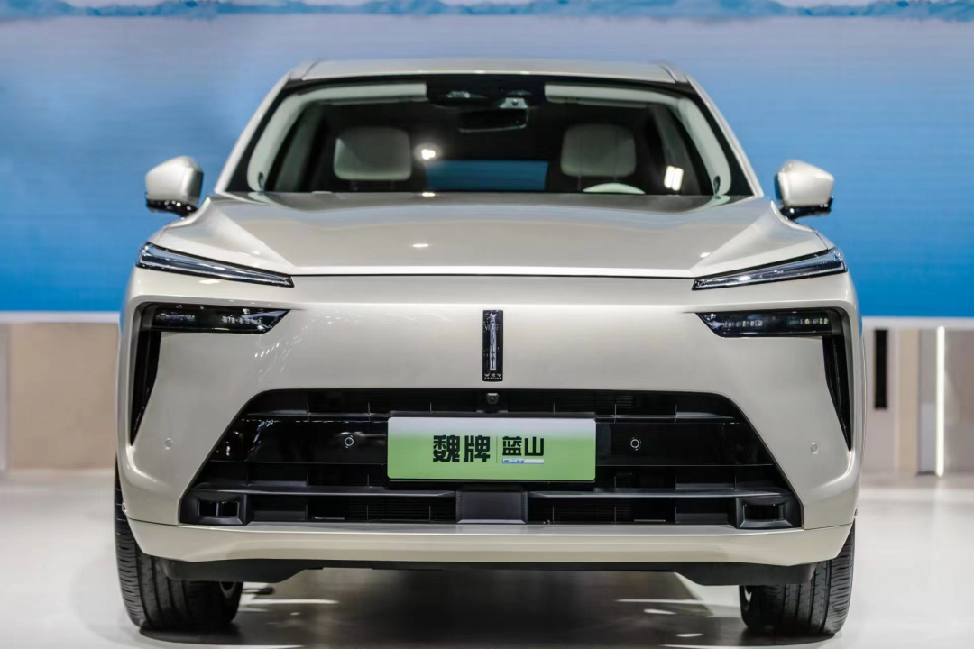 魏牌全新中大型suv 蓝山dht-phev亮相_凤凰网汽车_凤凰网