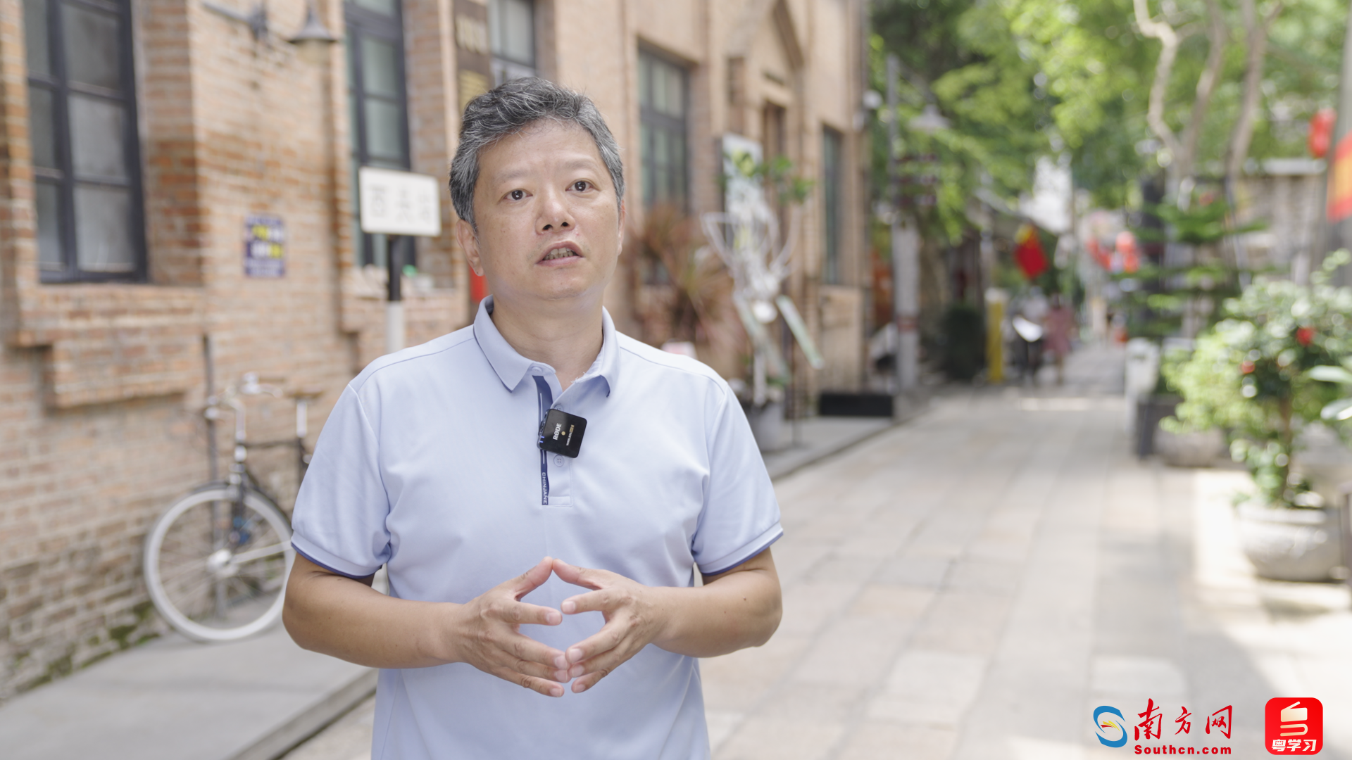 江伟辉是永庆坊微改造项目的亲历者和参与者。