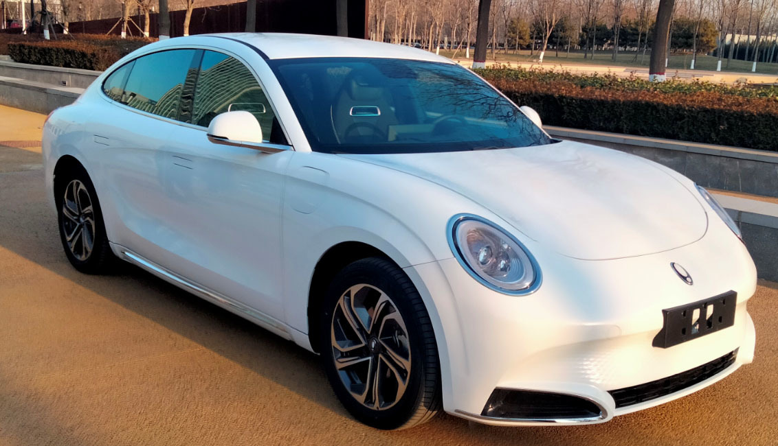 20万的保时捷帕拉梅拉?欧拉闪电猫实车曝光_凤凰网汽车_凤凰网