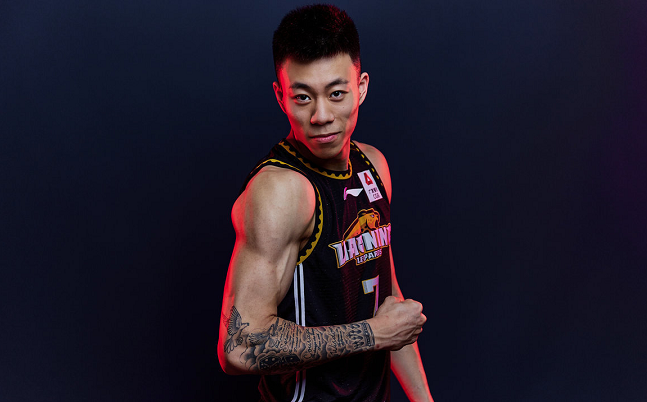 张镇麟迎23岁生日辽篮祝福太暖心有望成中国男篮领军人物