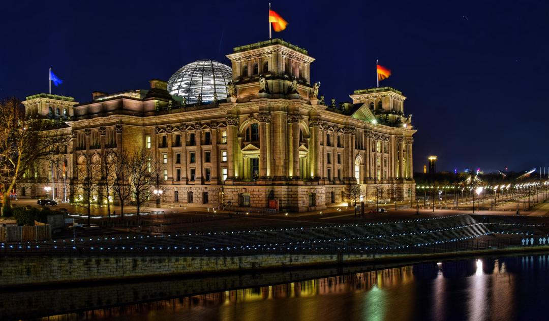 德国国会大厦(图源:网络)