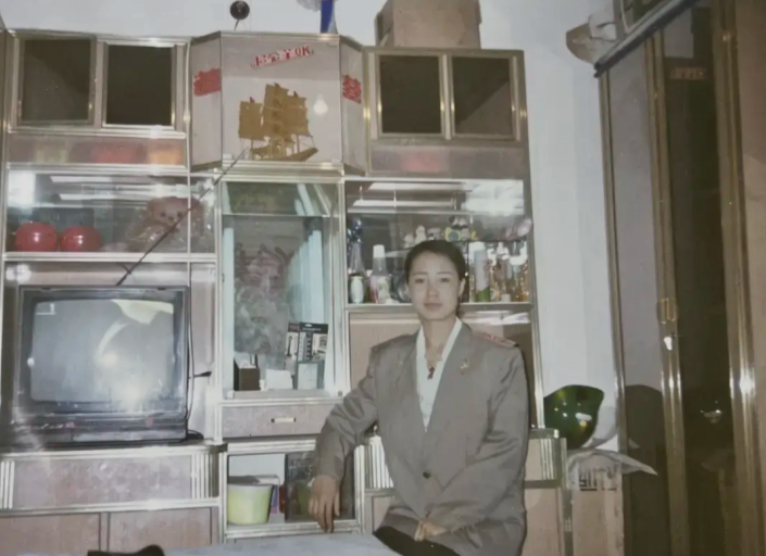 老照片：上世纪九十年代清纯美少女，时尚靓丽很淳朴凤凰网 