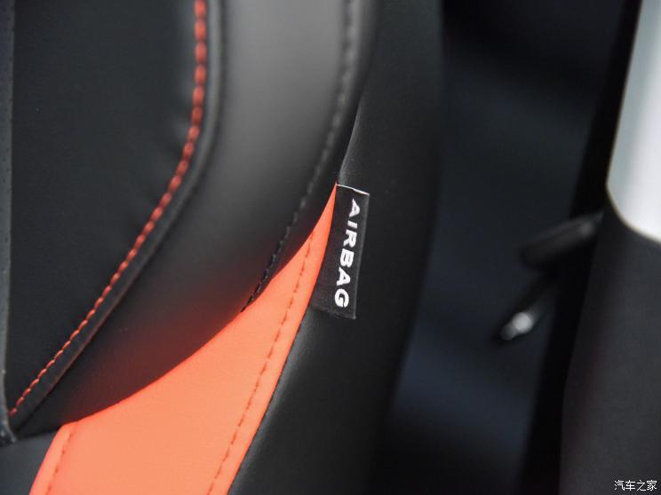 长安汽车 长安欧尚Z6 2022款 蓝鲸 1.5T DCT智航型