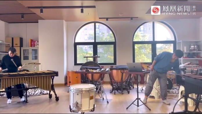 王长存&范妮:电子乐和打击乐,产出半人半神的现代迷幻音乐_凤凰网视频_凤凰网
