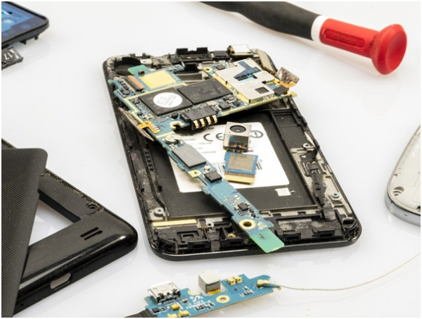 三星将在维修智能手机时增加回收零件的使用 用户花钱更少
