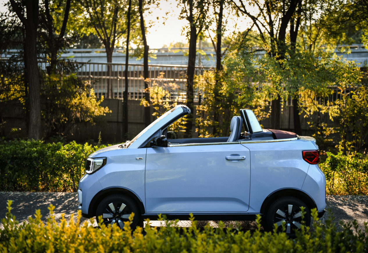 或售878万1028万五菱宏光miniev敞篷版售价曝光