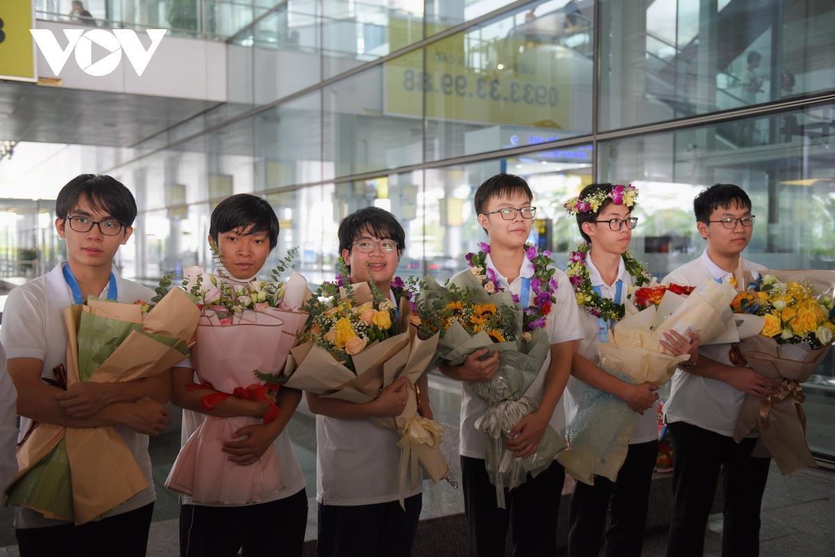 越南代表队参加2022年国际数学奥林匹克竞赛 （图源：越南之声）