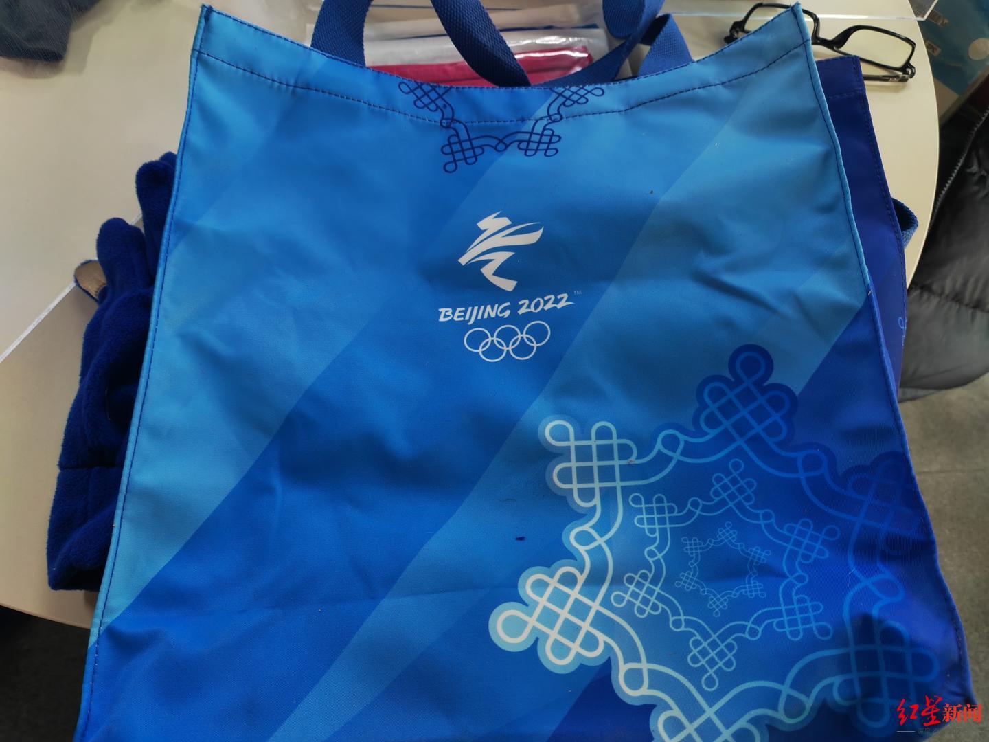 冬奥会奖牌包装盒图片