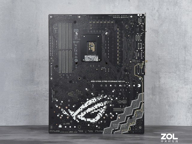 【有料评测】华硕Z790吹雪D4主板评测 全面的高端白色主板