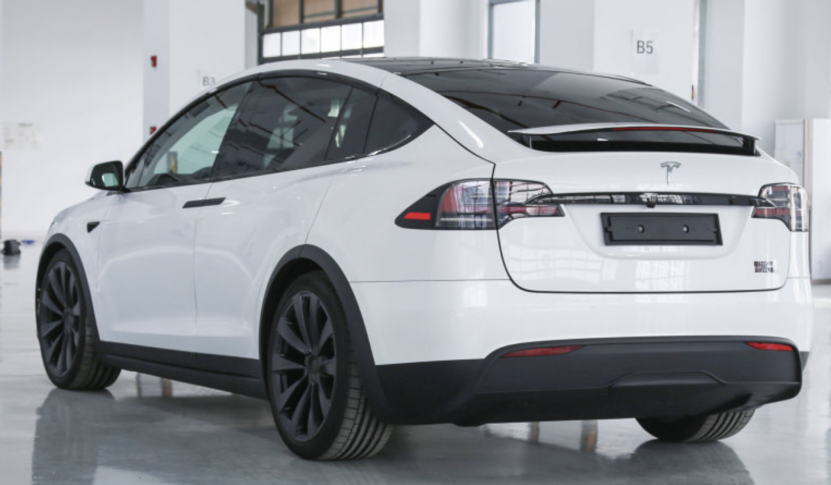 特斯拉model x plaid首發,不國產,也白搭