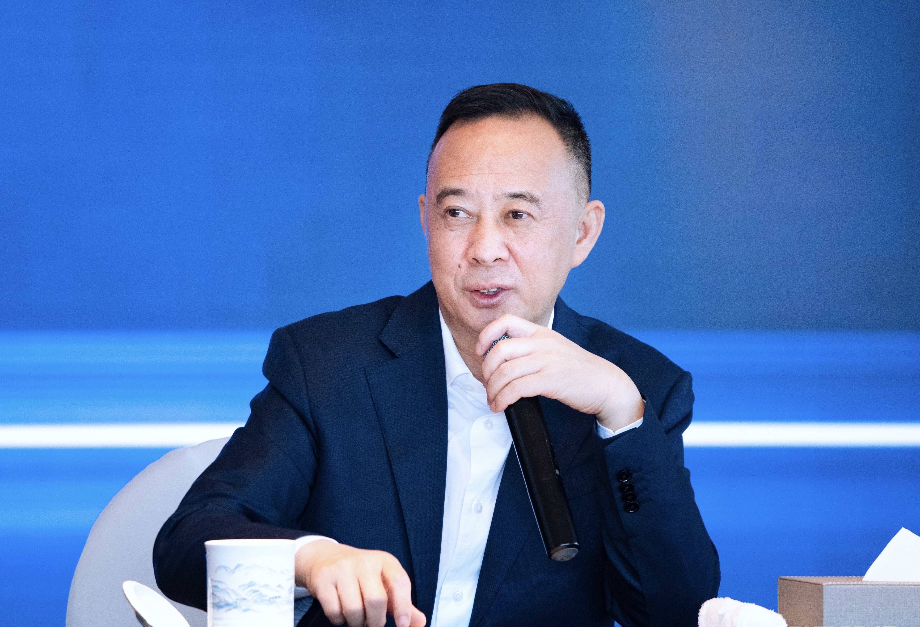 郎酒集团董事长汪俊林表示,酱香酒必须符合准则才能生产