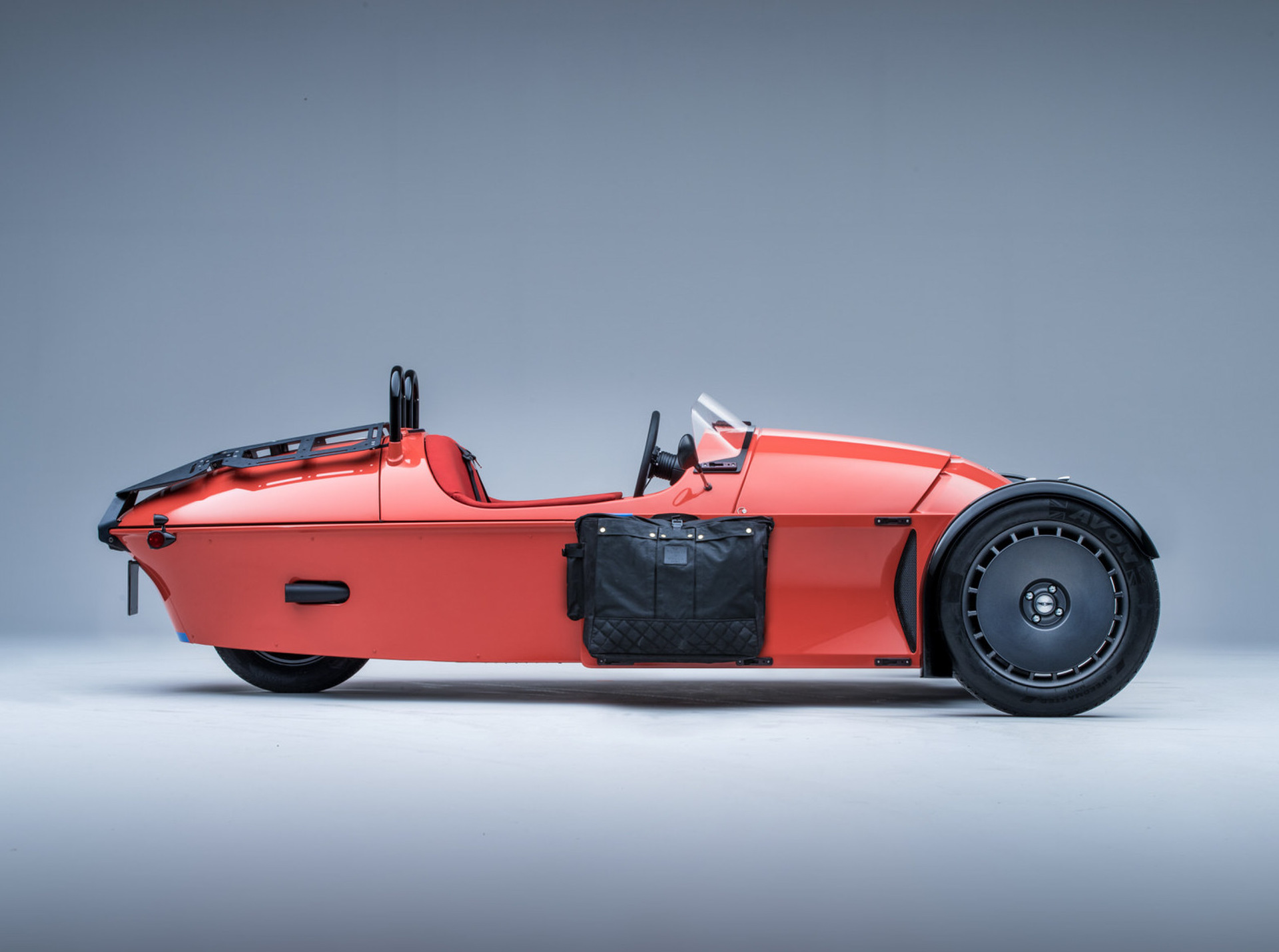 设计中融入喷气机元素新款摩根super3官图公布