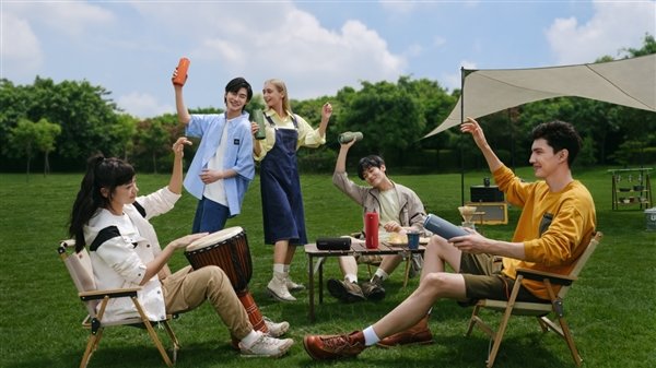 华为便携智能音箱Sound Joy发布:HarmonyOS 3加持 支持100台串联