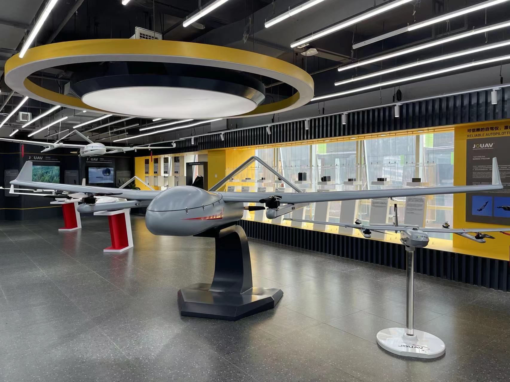 纵横股份的无人机展示,来源:钛媒体app拍摄