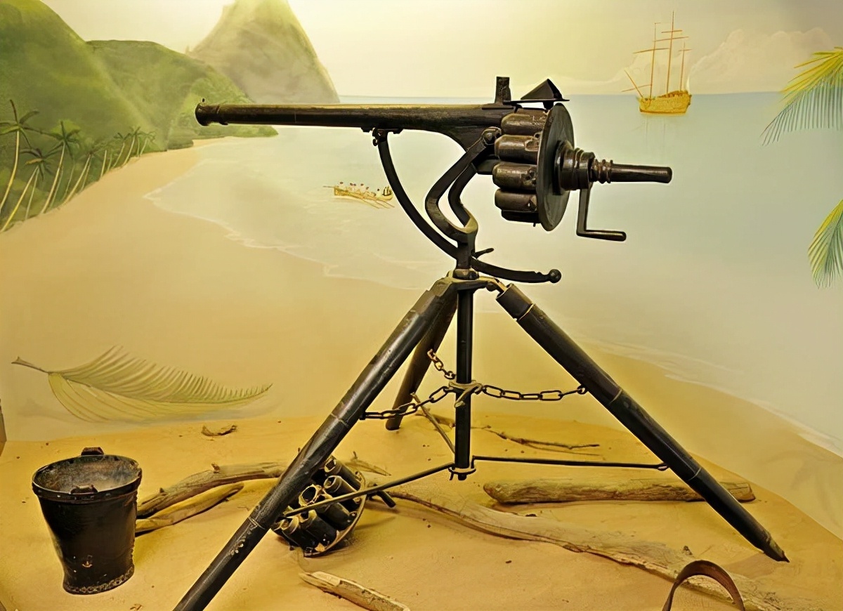 北京军博展出轮子炮有多珍贵燧发枪时代的加特林世界上仅存4门