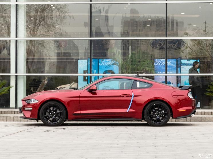 福特(进口) mustang 2021款 2.3l ecoboost 黑曜魅影特别版