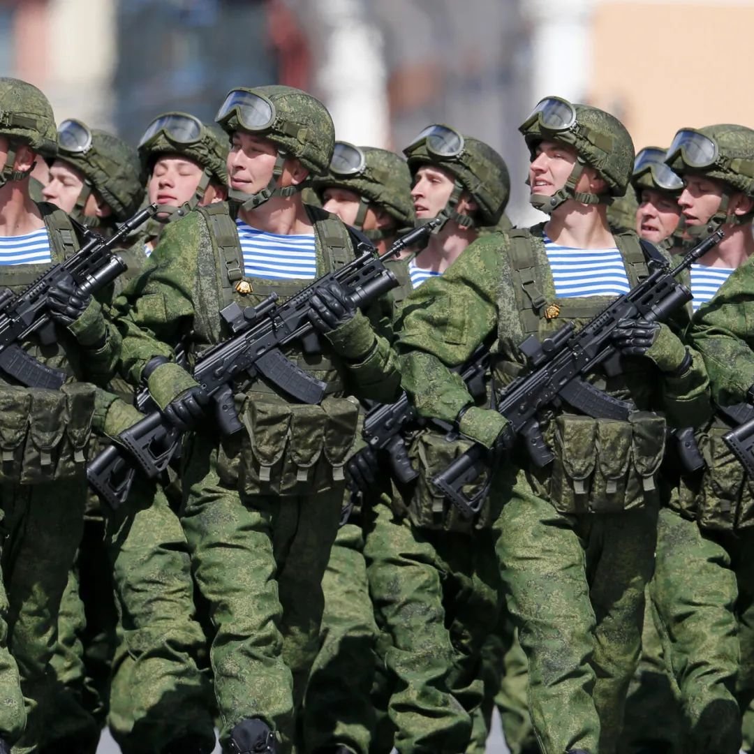 乌克兰：10万俄军集结边境，最快下个月就“入侵”_俄罗斯_美国_北约