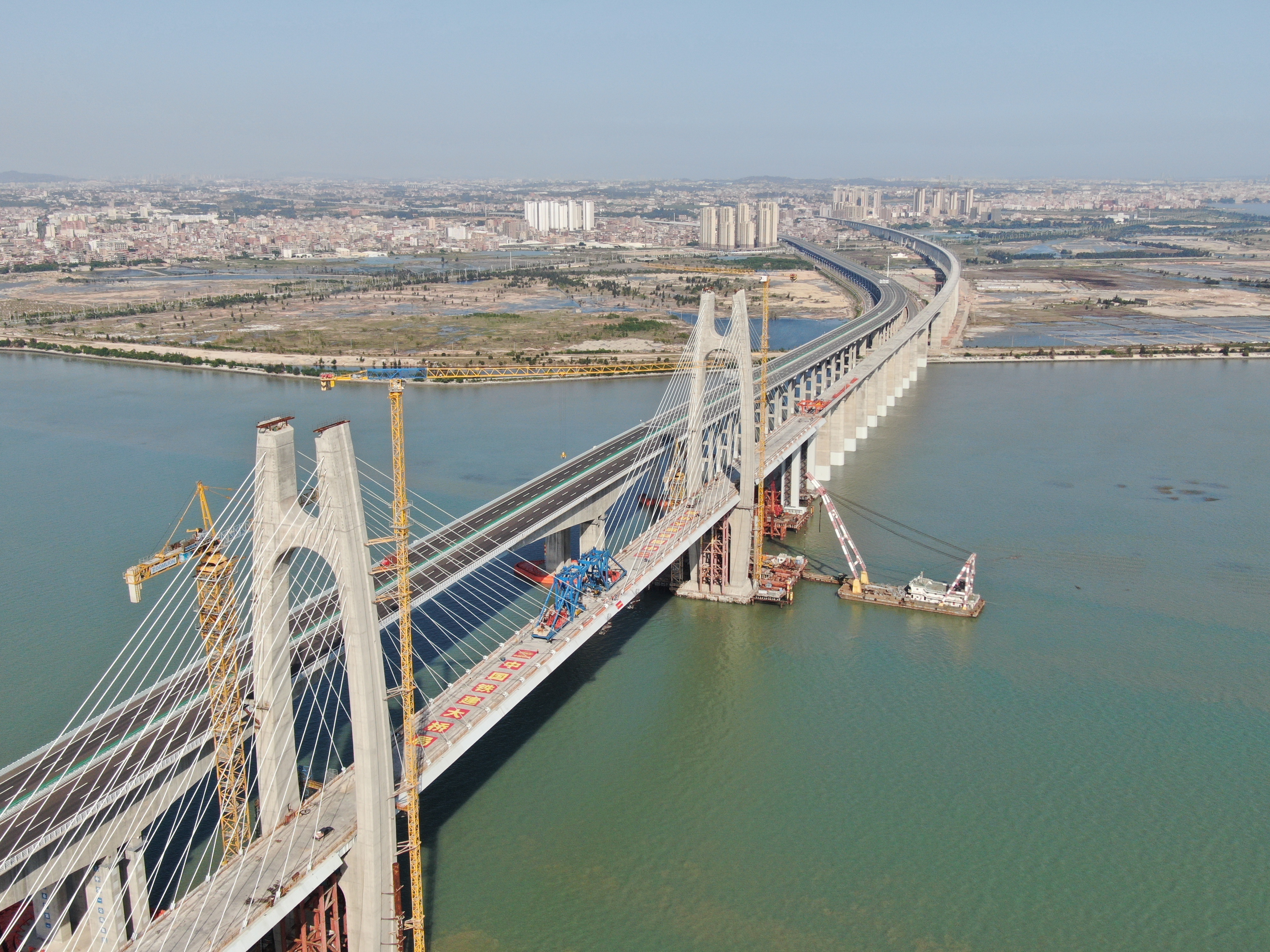 新建福廈鐵路安海灣特大橋合龍中國高鐵實現跨海不減速