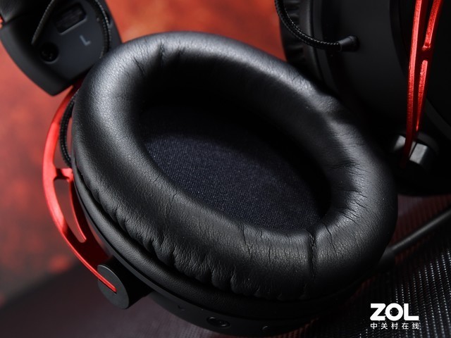 HyperX Cloud Alpha Wireless无线游戏耳机评测:出众的佩戴体验