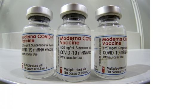 美国莫德纳公司生产的新冠疫苗（美联社）