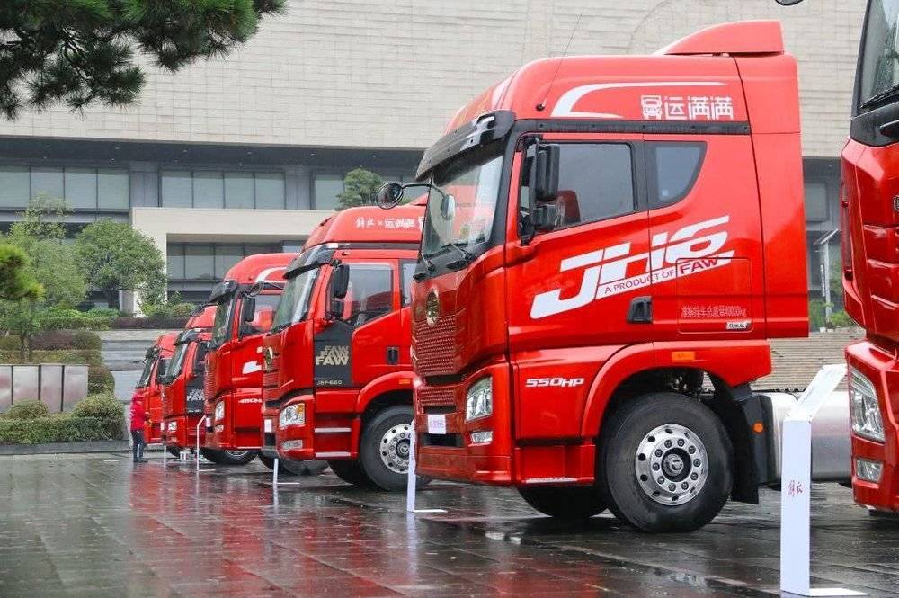 自动驾驶卡车好落地?图森们的“并购式”跑路与谎言 第4张-心情说说 满帮的卡车车队 图片来自网络