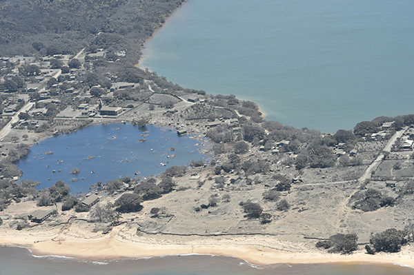 當地時間2022年1月18日,湯加火山噴發後的鳥瞰圖.