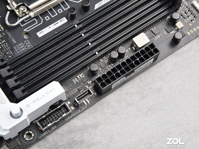 【有料评测】华硕Z790吹雪D4主板评测 全面的高端白色主板