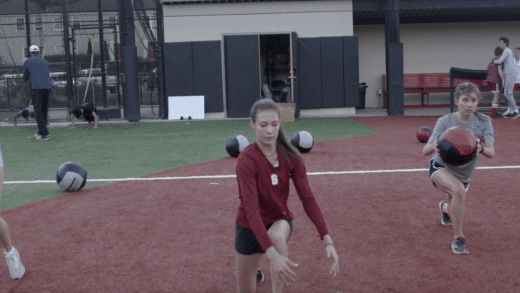 谷爱凌是高中越野跑队主力