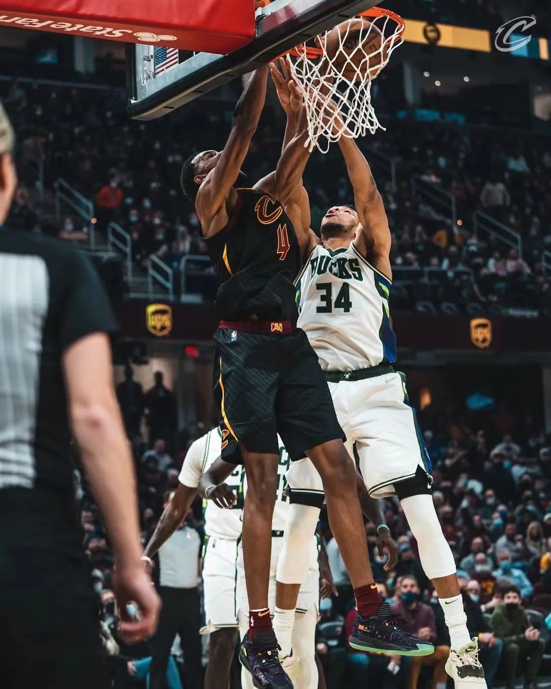 炸裂骑扣字母哥太凶残了吧