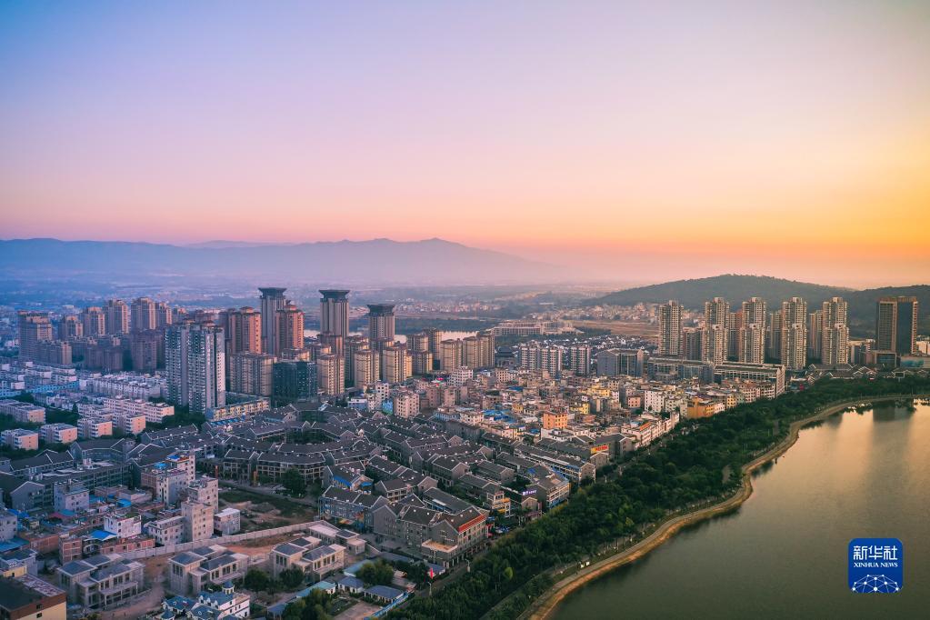 走进县城看发展丨云南弥勒触摸石头地的绿色脉动