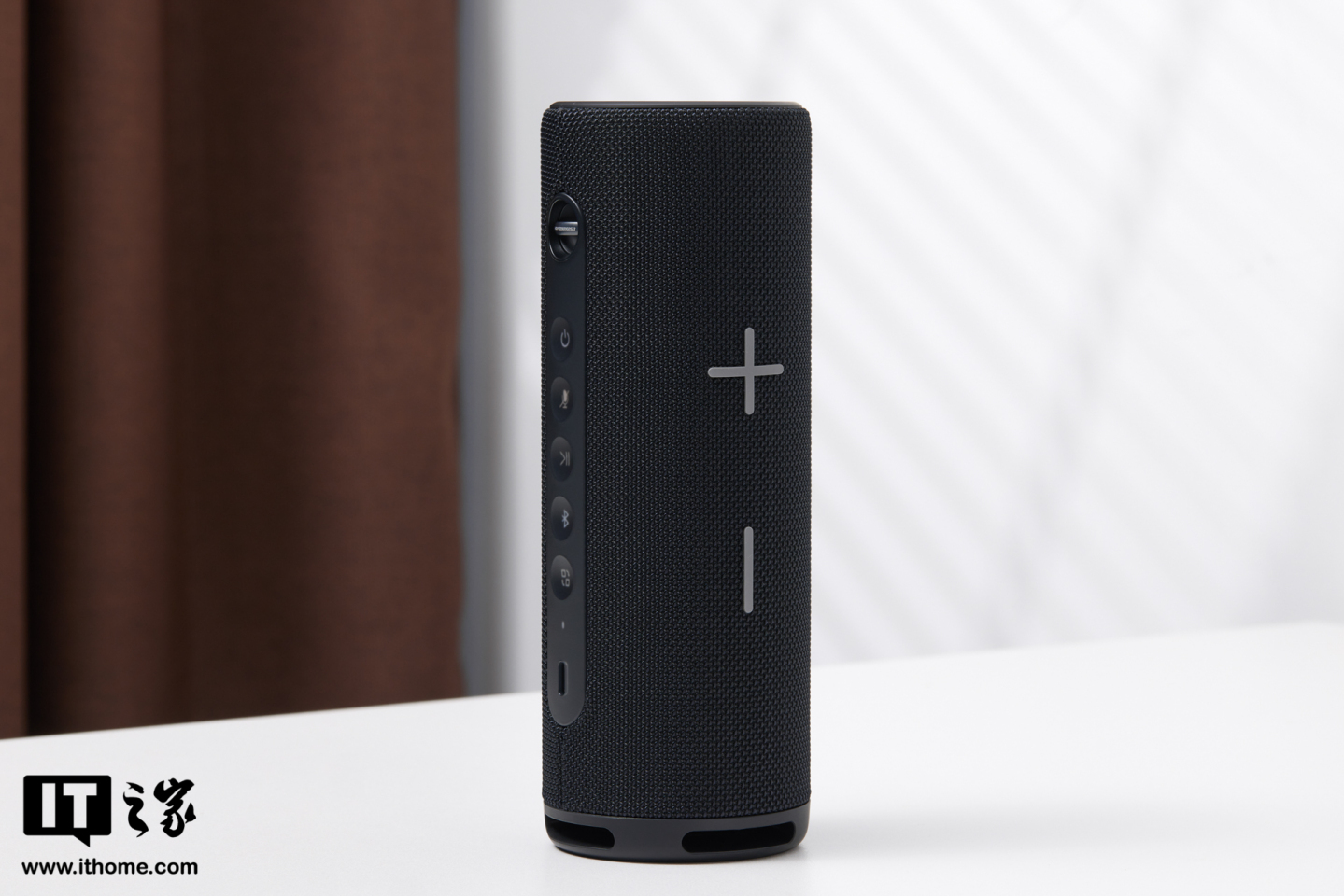 华为 Sound Joy 便携智能音箱