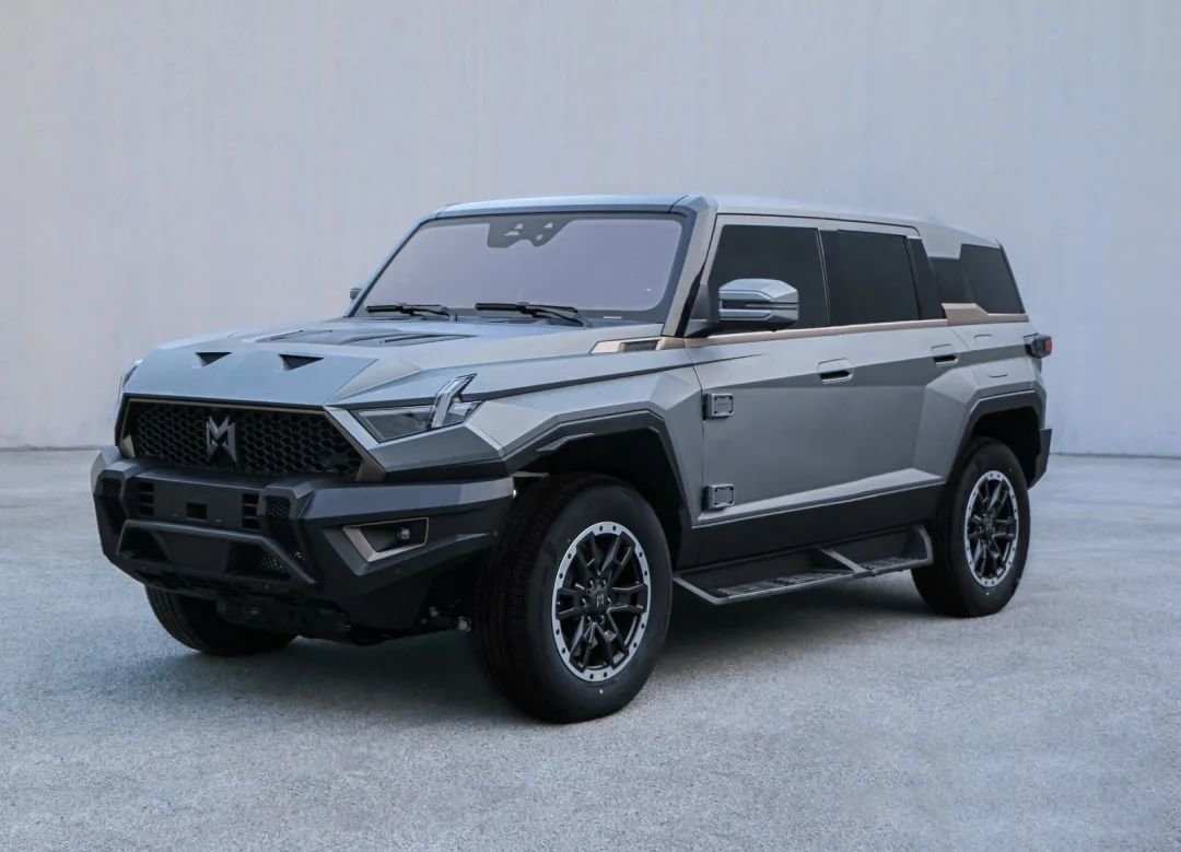 东风猛士量产版实车曝光!超1000匹马力,爬坡,冲沙都是小菜一碟_凤凰网