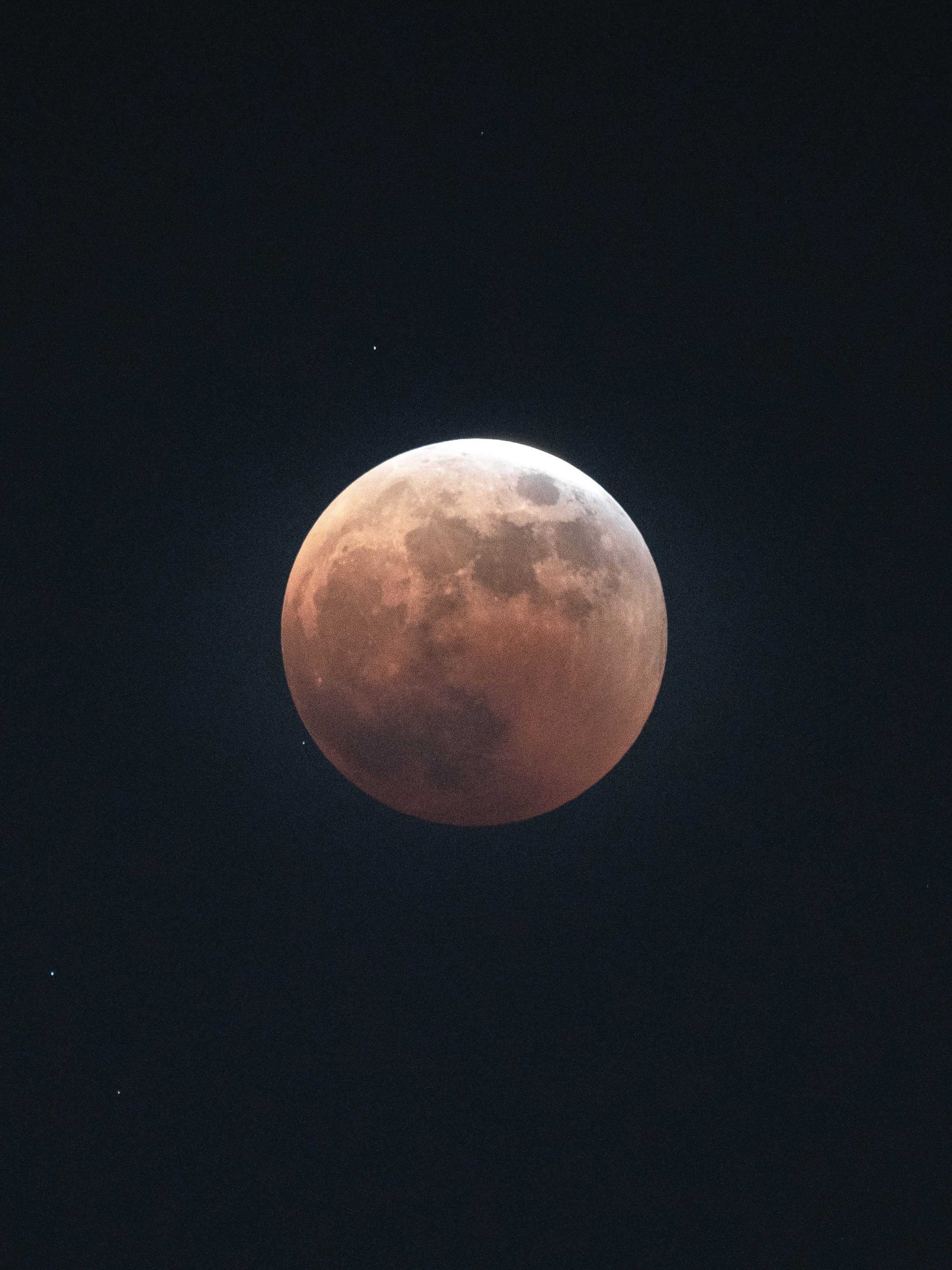 上海-20221108月全食-吞完 2.jpg