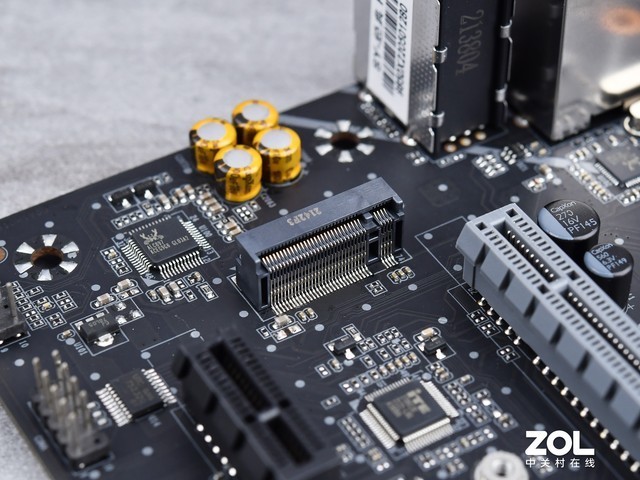 梅捷H610主板评测