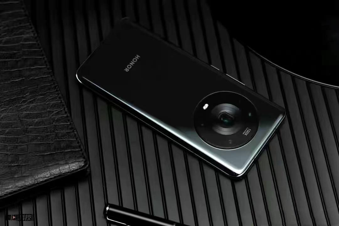 荣耀note20曝光72英寸巨屏加持或配备6000mah大电池