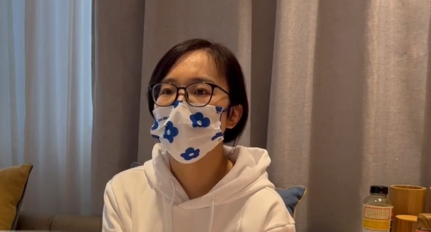 刘鑫(现已改名刘某曦)  视频截图