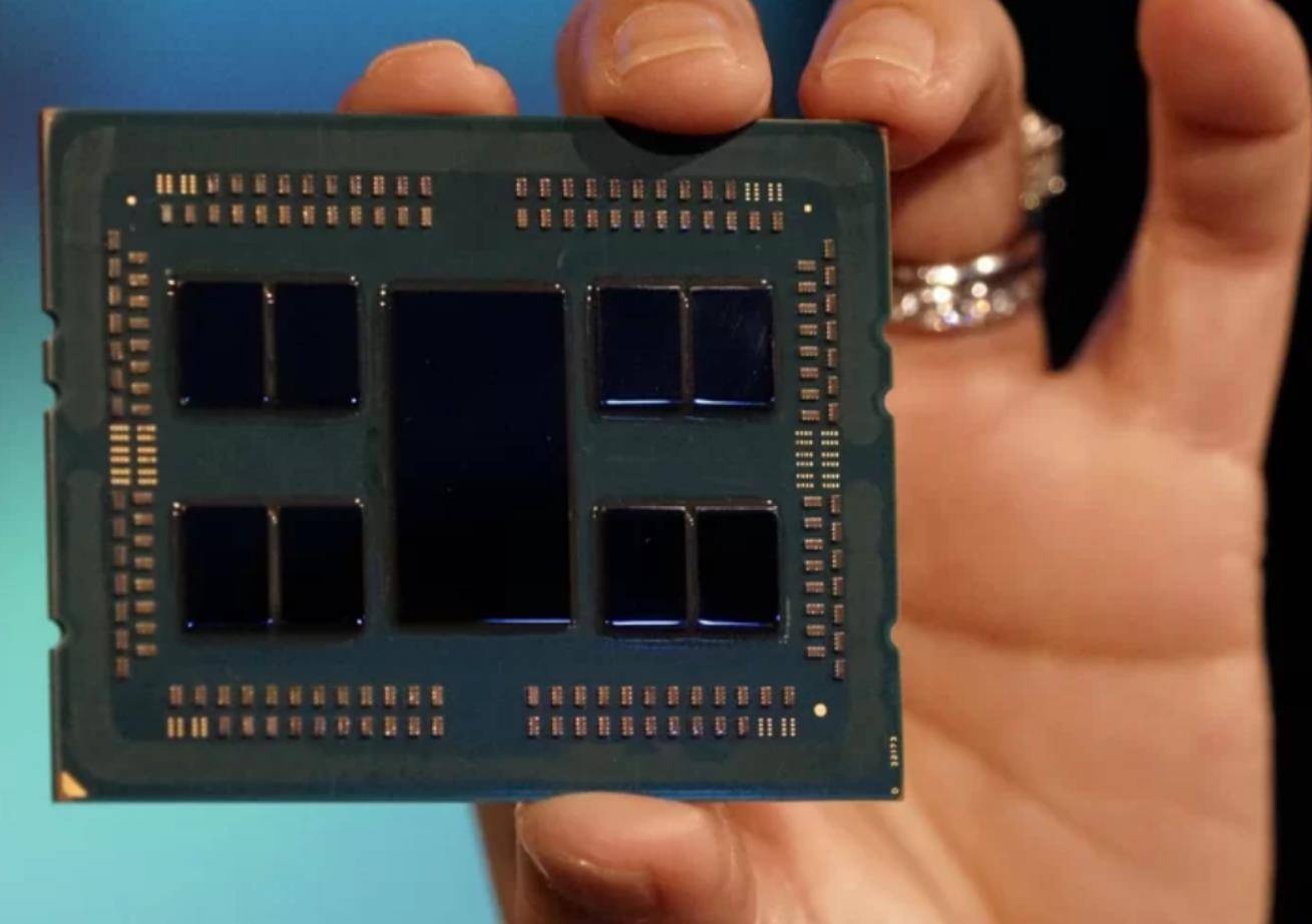 ▲ AMD 基于 Zen 2 的 EPYC 2 (Rome) 处理器。图片来自：AMD